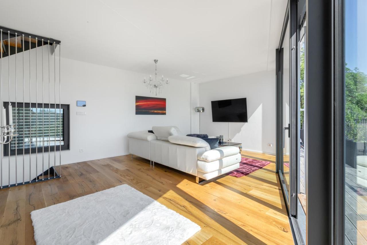 Luxury Penthouse Prague Apartamento Exterior foto